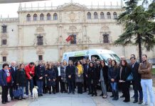 La Asociación de Familiares de Enfermos de Alzheimer (AFA) de Alcalá recibe un vehículo para el transporte de sus beneficiarios la-asociacion-de-familiares-de-enfermos-de-alzheimer-afa-de-alcala-recibe-un-vehiculo-para-el-transporte-de-sus-beneficiarios